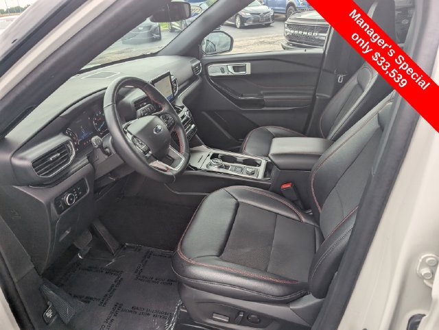 Certified 2024 Ford Explorer ST-Line w/ Class IV Trailer Tow Package AWD/4WD image 14