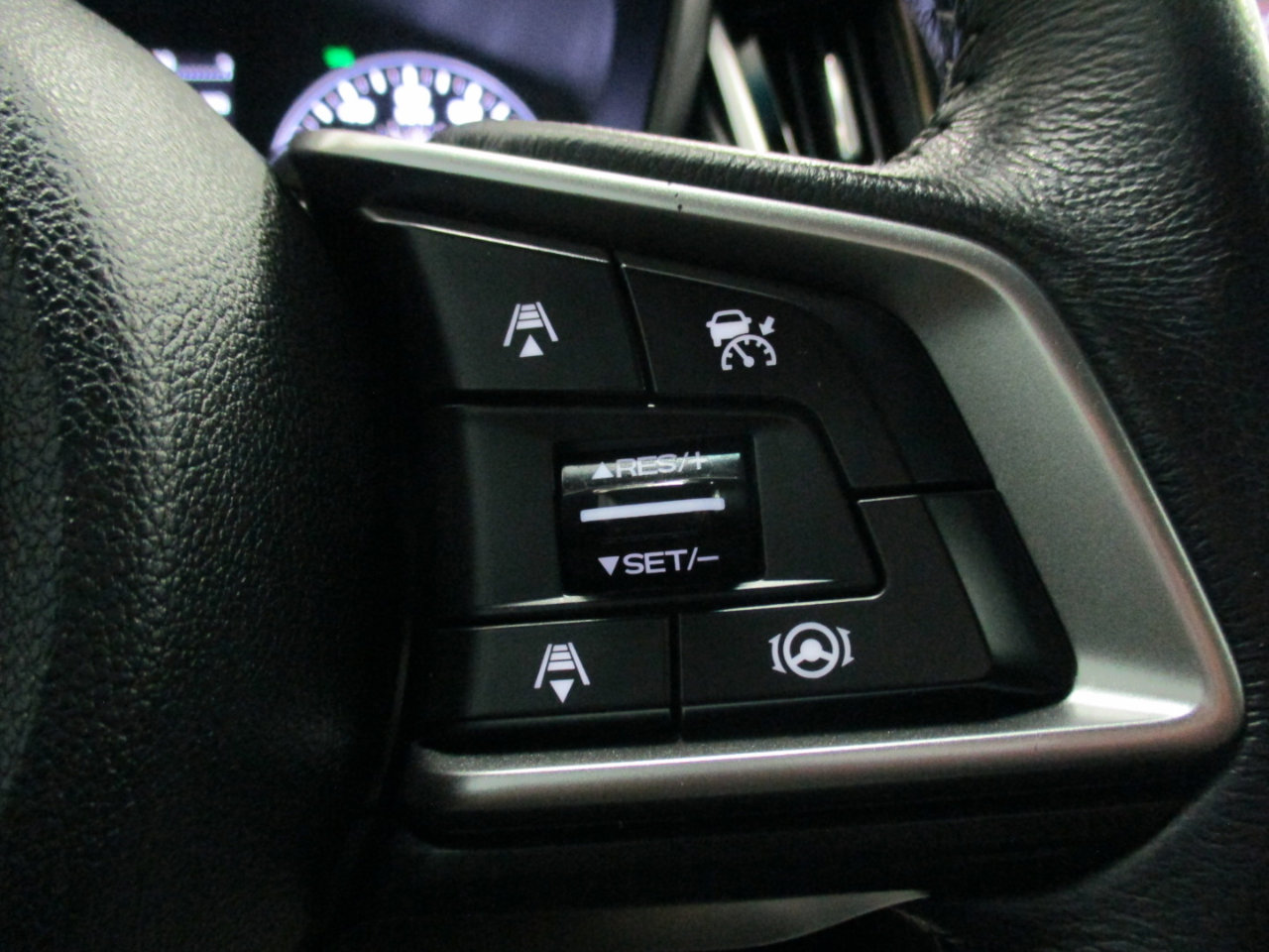 Used 2021 Subaru Outback Limited image 23