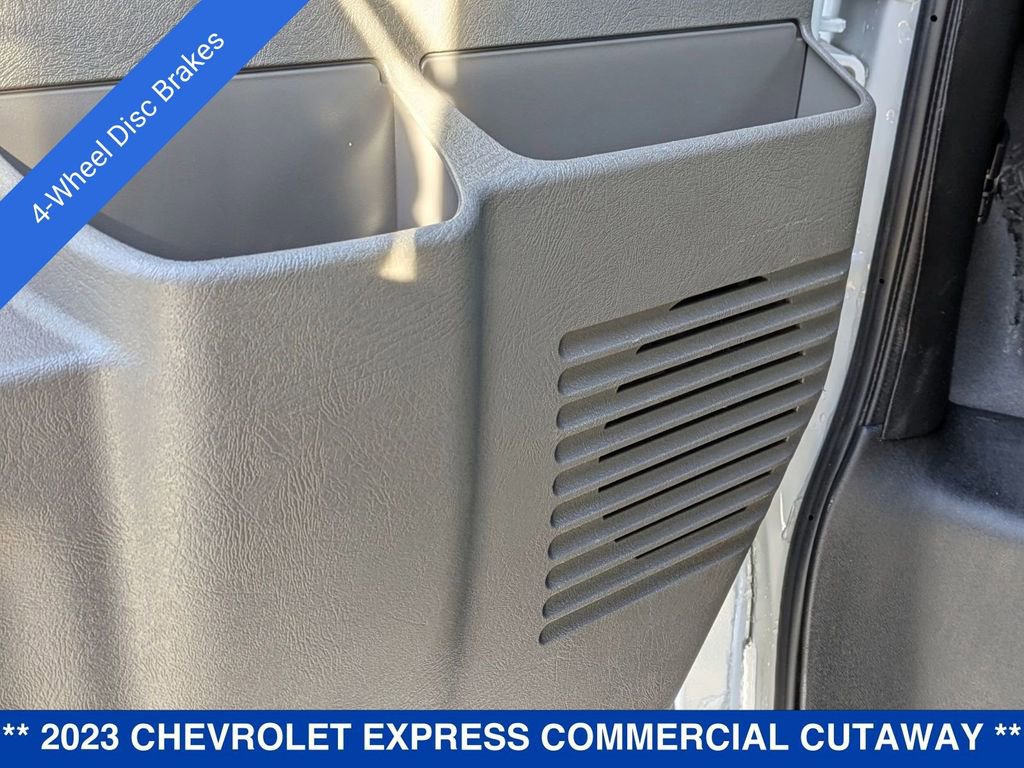 Used 2023 Chevrolet Express 3500 Work Van w/ Power Convenience Package image 17
