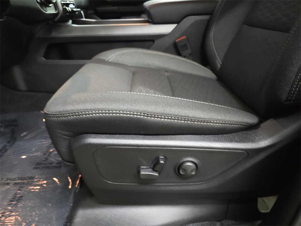 New 2026 RAM 1500 4x4 Crew Cab image 28