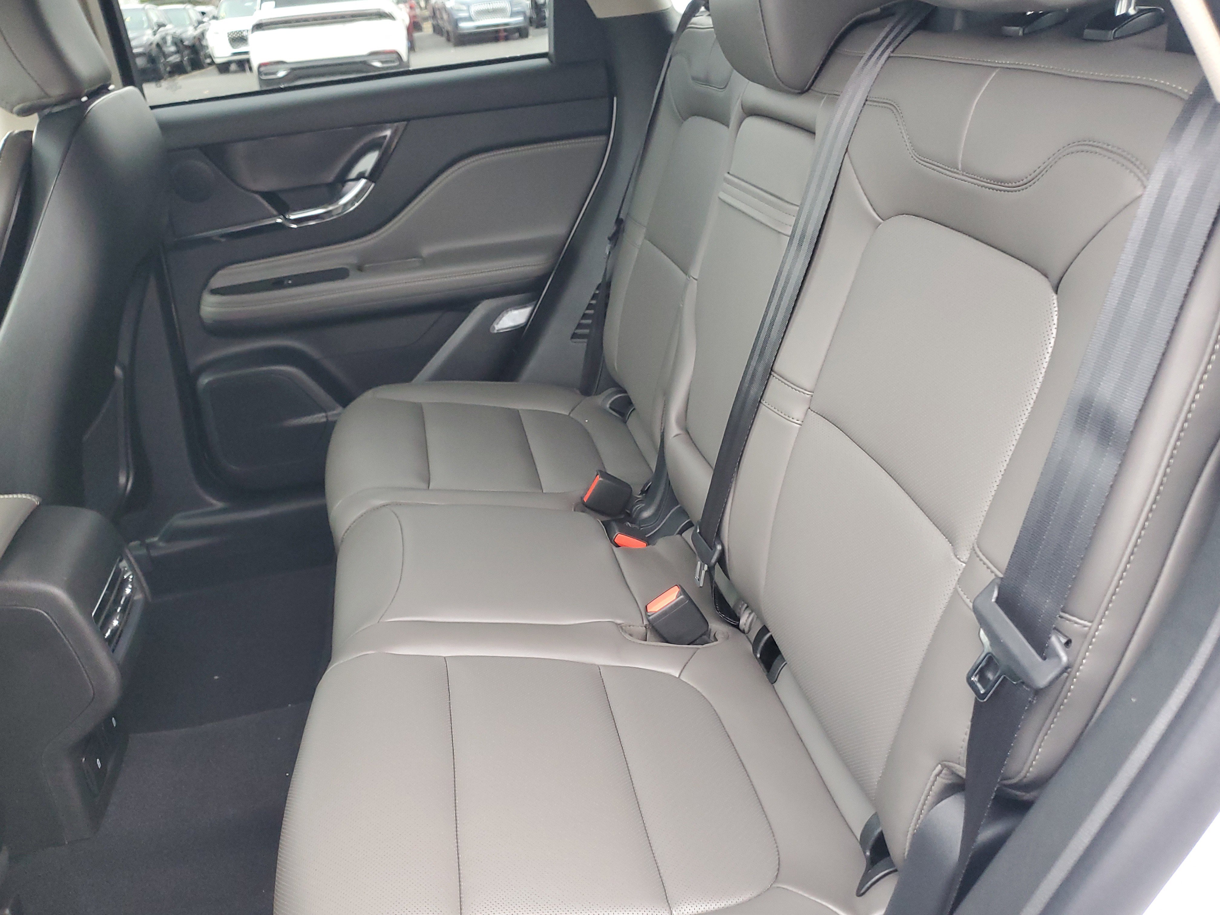 New 2026 Lincoln Corsair Premiere image 28