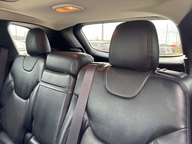 Used 2016 Jeep Cherokee Latitude w/ Comfort/Convenience Group image 21