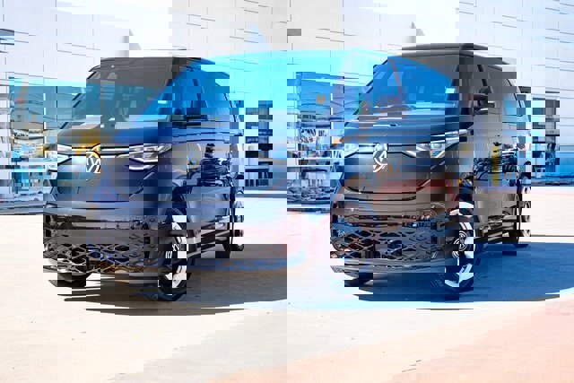 New 2025 Volkswagen ID. Buzz Pro S image 2