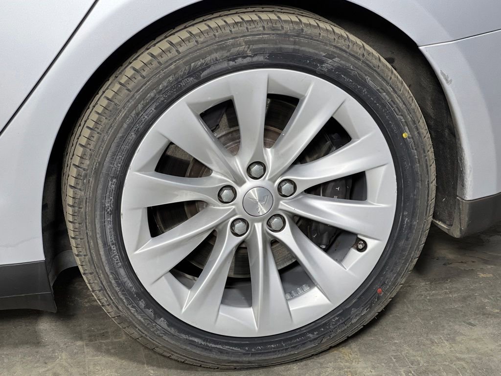 Used 2016 Tesla Model S P90D image 39