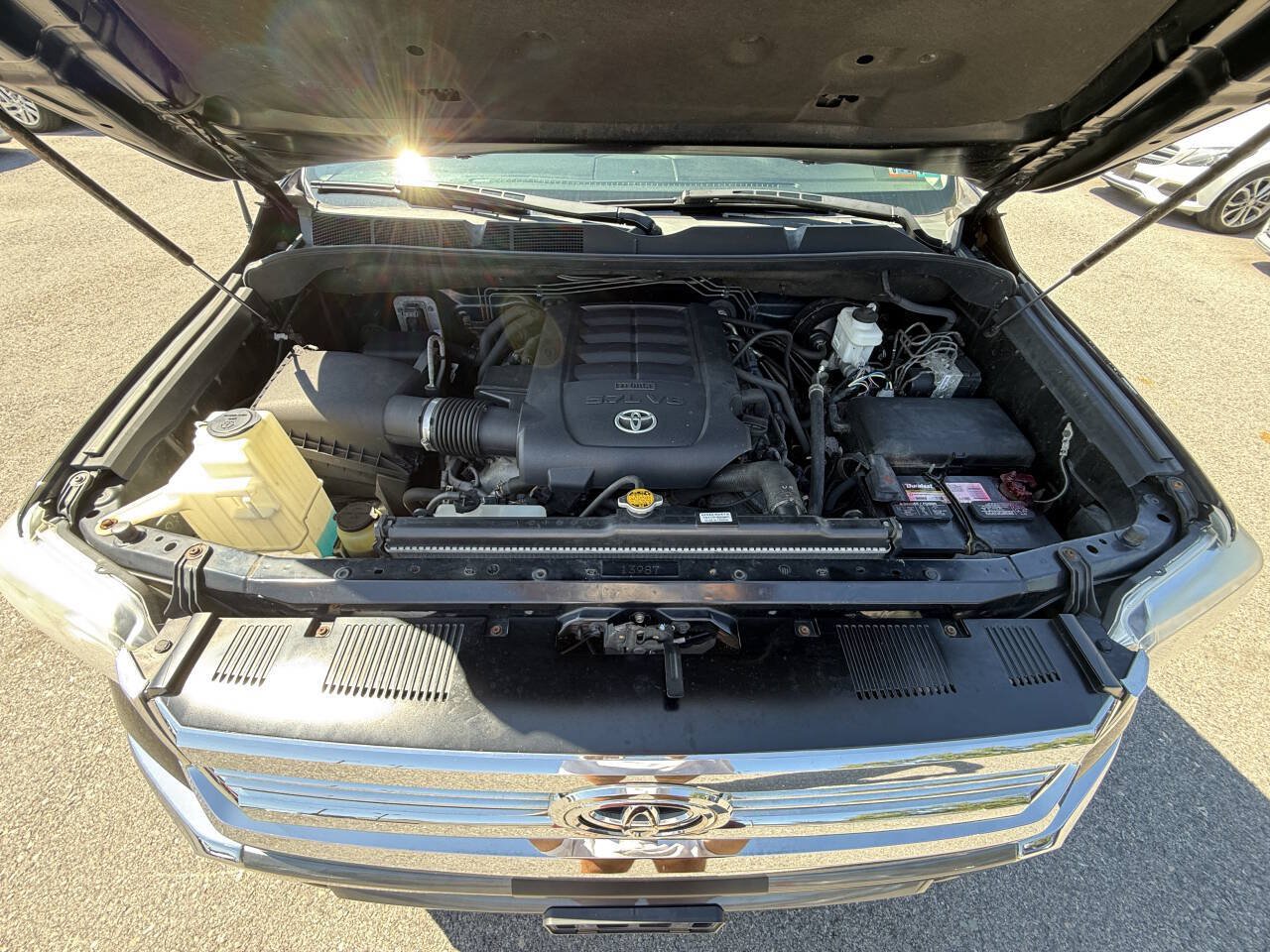 Used 2017 Toyota Tundra 1794 Edition AWD/4WD image 31