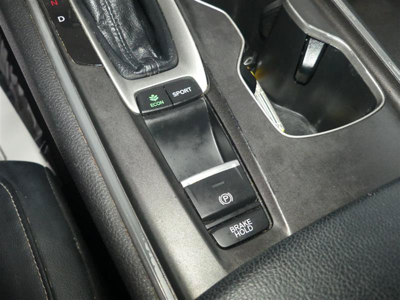 Used 2018 Honda Accord Sport image 39