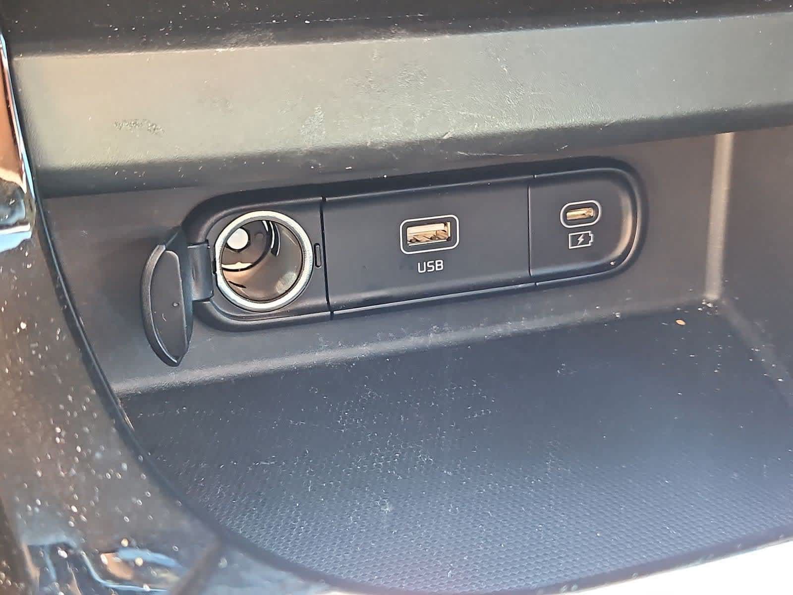 Certified 2024 Kia Seltos S FWD image 29