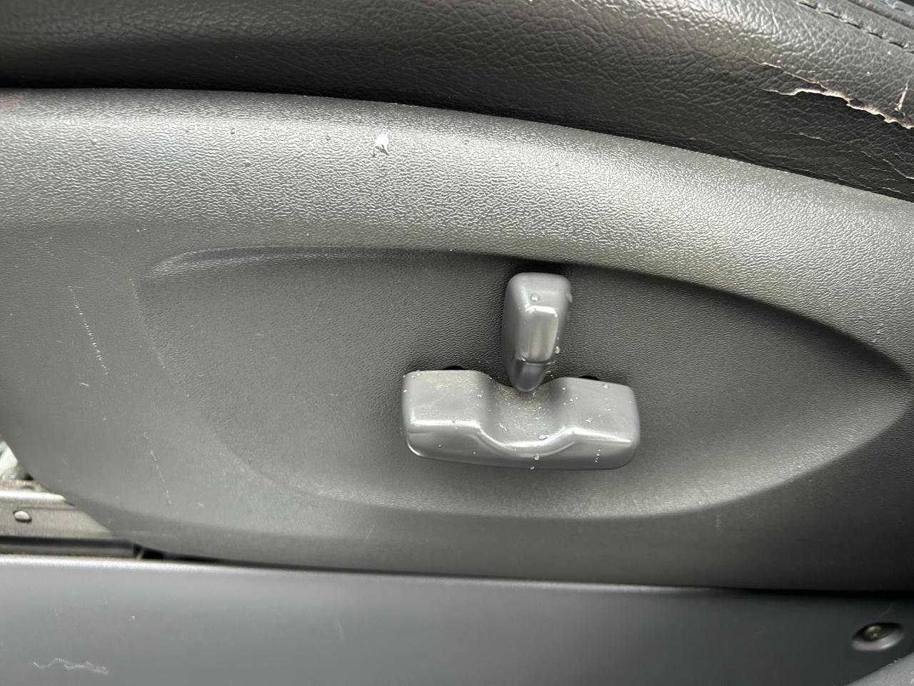 Used 2007 Subaru Tribeca w/ 3rd Row AWD/4WD image 10