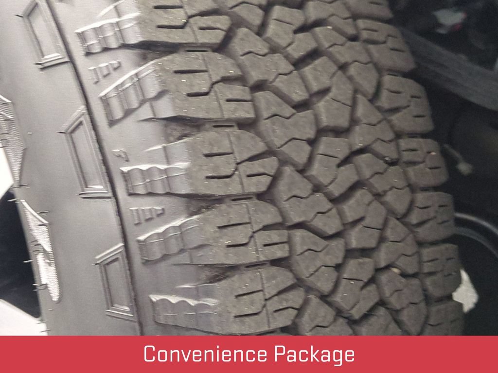 Used 2025 GMC Sierra 2500 Pro w/ Convenience Package AWD/4WD image 11