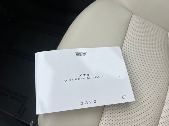 Used 2023 Cadillac XT6 Premium Luxury w/ Technology Package image 36