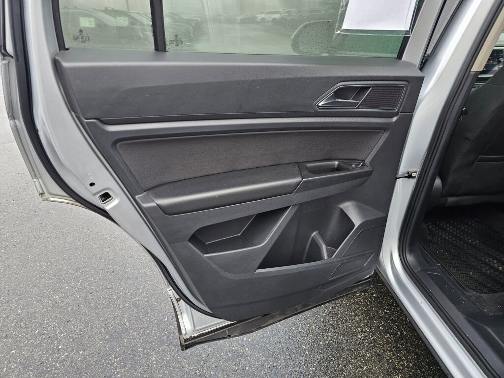 Used 2018 Volkswagen Atlas Launch Edition image 20