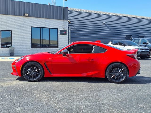 Used 2023 Toyota GR86 Premium w/ ALL Weather Mat Package (TMS) RWD image 17