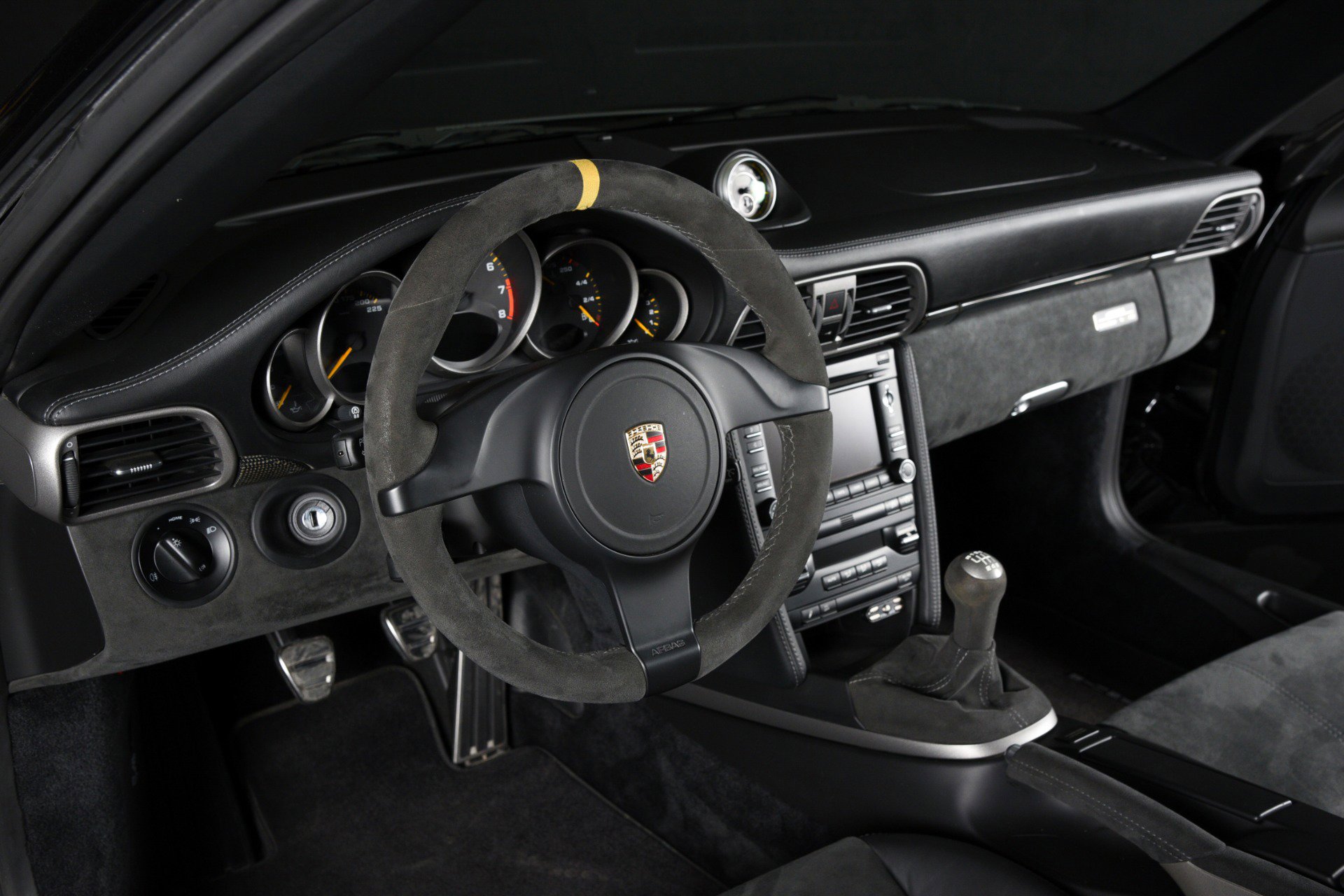 Used 2011 Porsche 911 GT2 RS RWD image 29