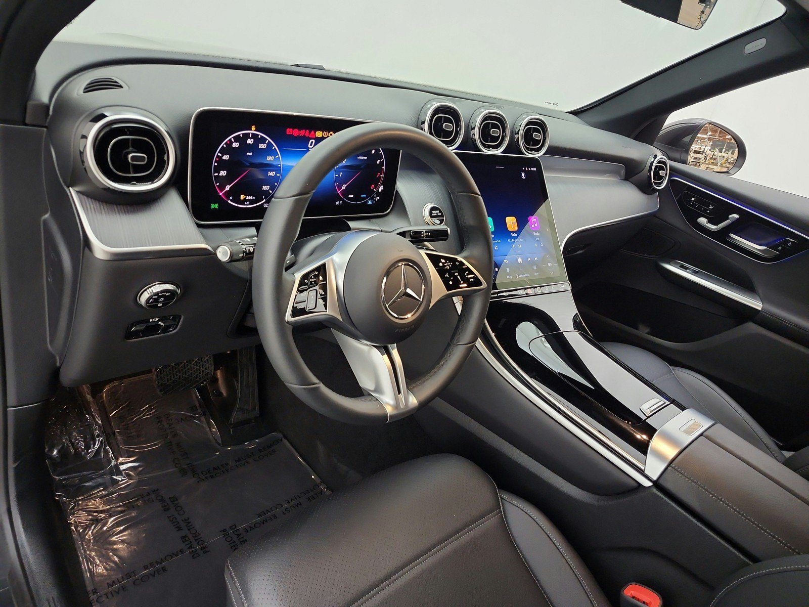 Certified 2026 Mercedes-Benz GLC 300 image 9