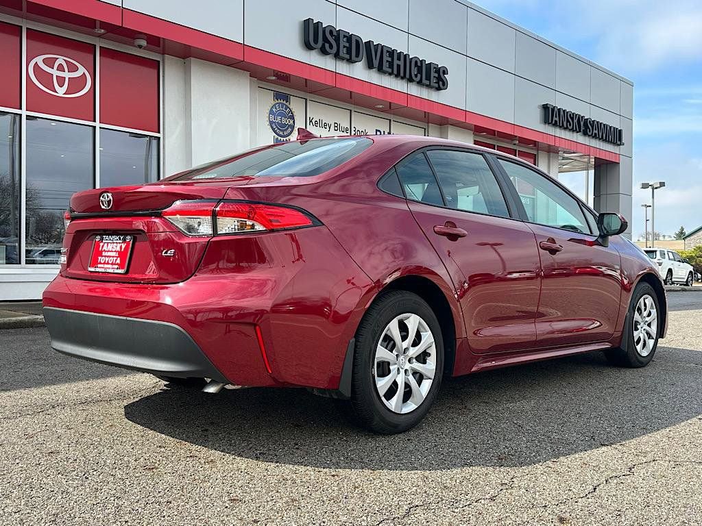 Certified 2024 Toyota Corolla LE image 4