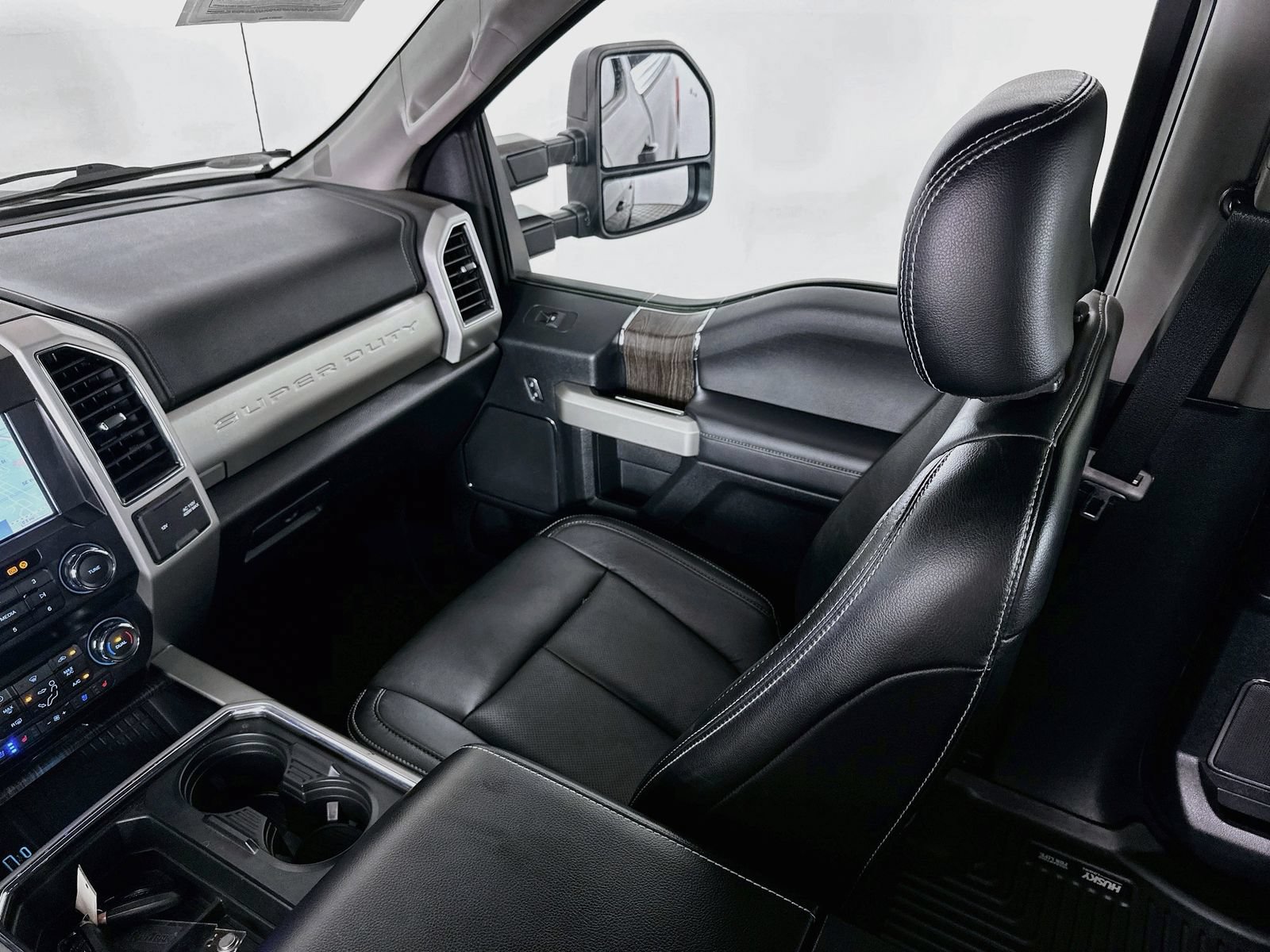 Used 2020 Ford F250 Lariat w/ Lariat Ultimate Package AWD/4WD image 25