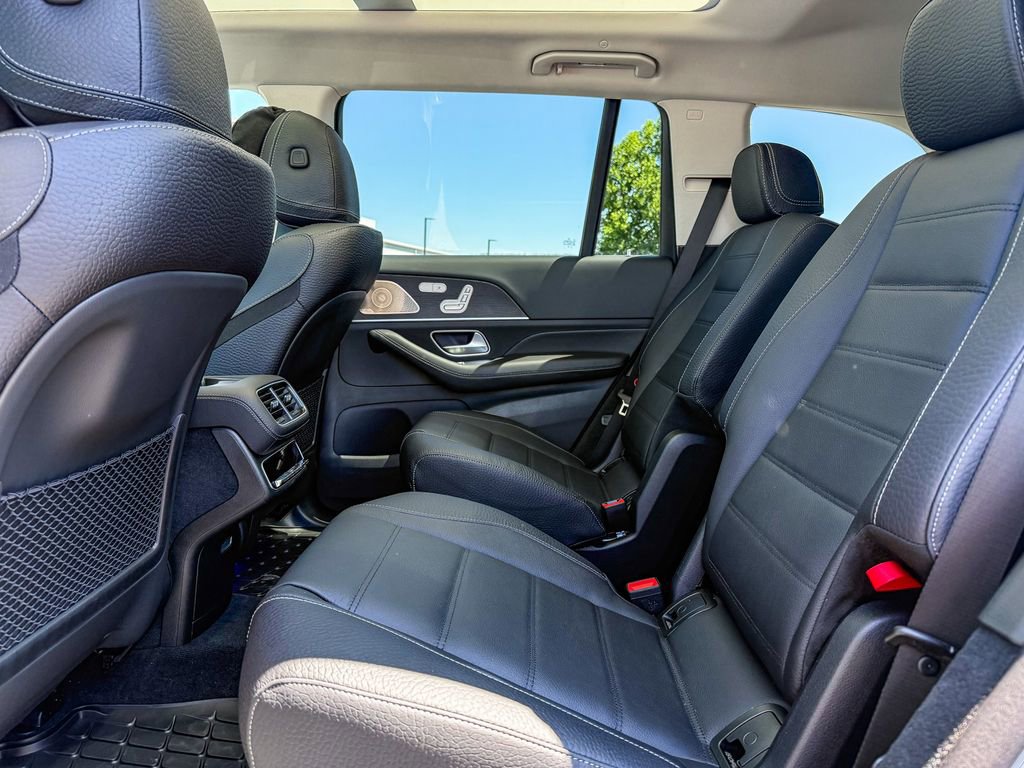 New 2026 Mercedes-Benz GLS 450 4MATIC image 18