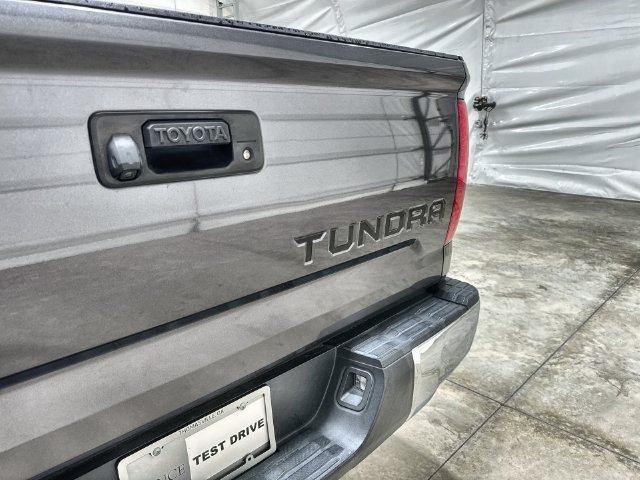 Used 2018 Toyota Tundra SR5 w/ SR5 Upgrade Package RWD image 30