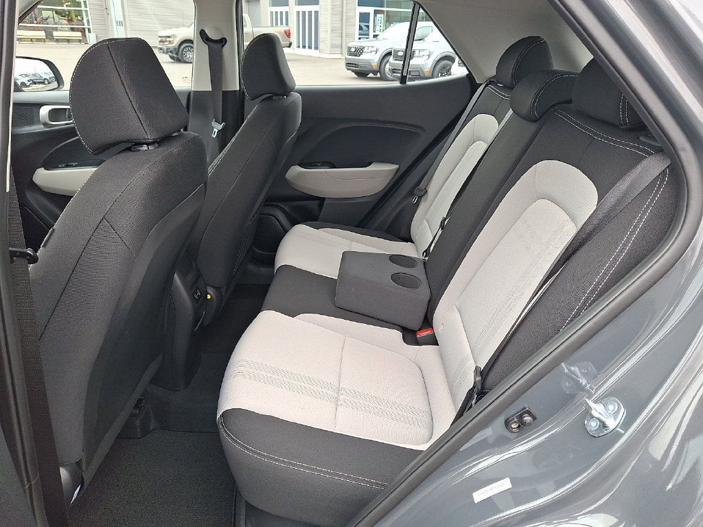 Used 2026 Hyundai Venue SEL FWD image 14