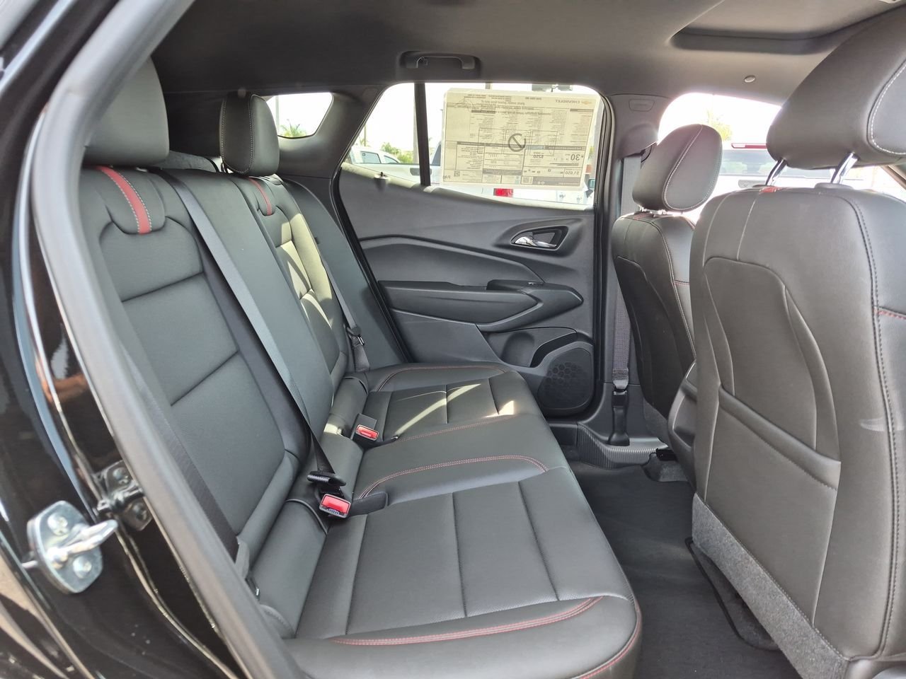 New 2026 Chevrolet Trax RS w/ Sunroof Package FWD image 28