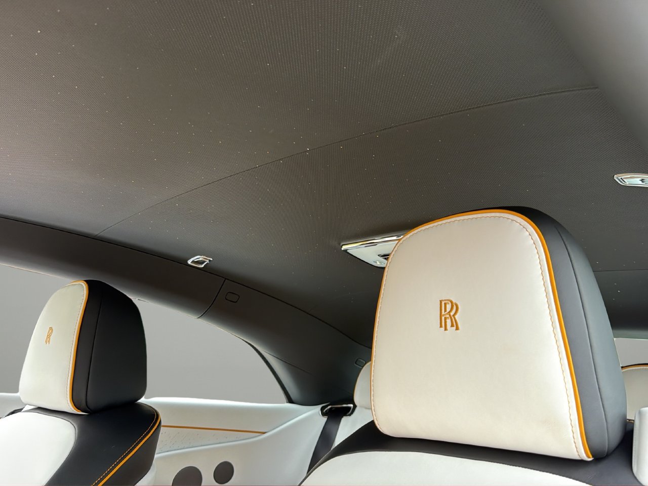 Used 2025 Rolls-Royce Spectre Black Badge AWD/4WD image 30
