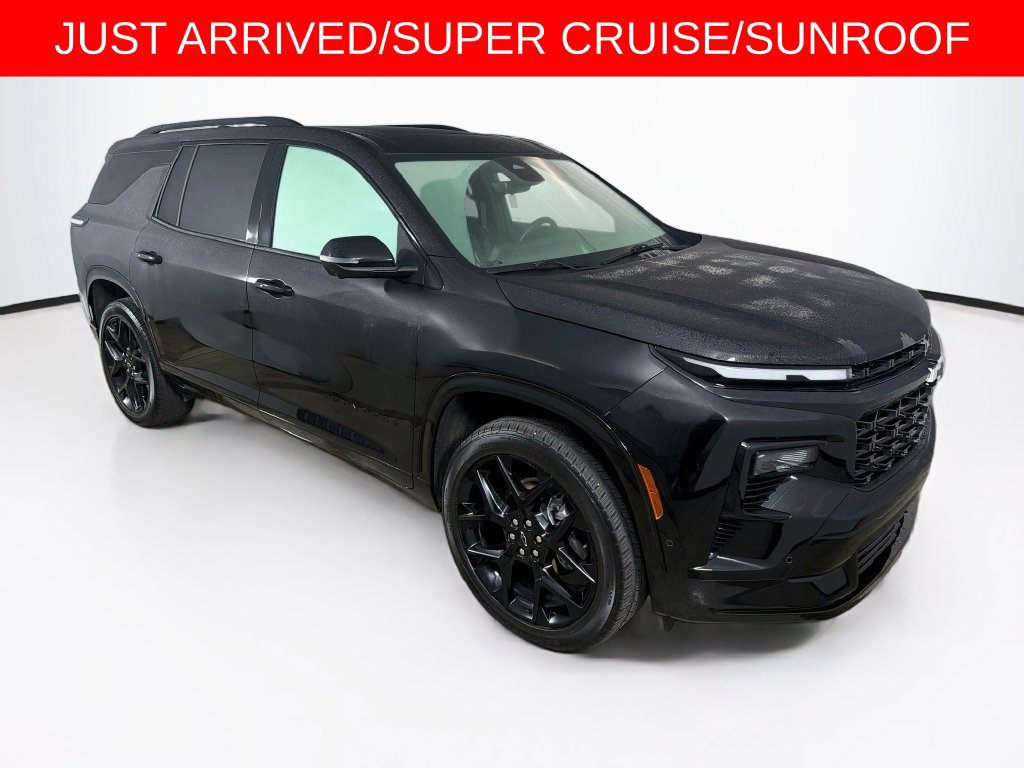 Used 2025 Chevrolet Traverse RS w/ LPO, Floor Liner Package AWD/4WD image 3