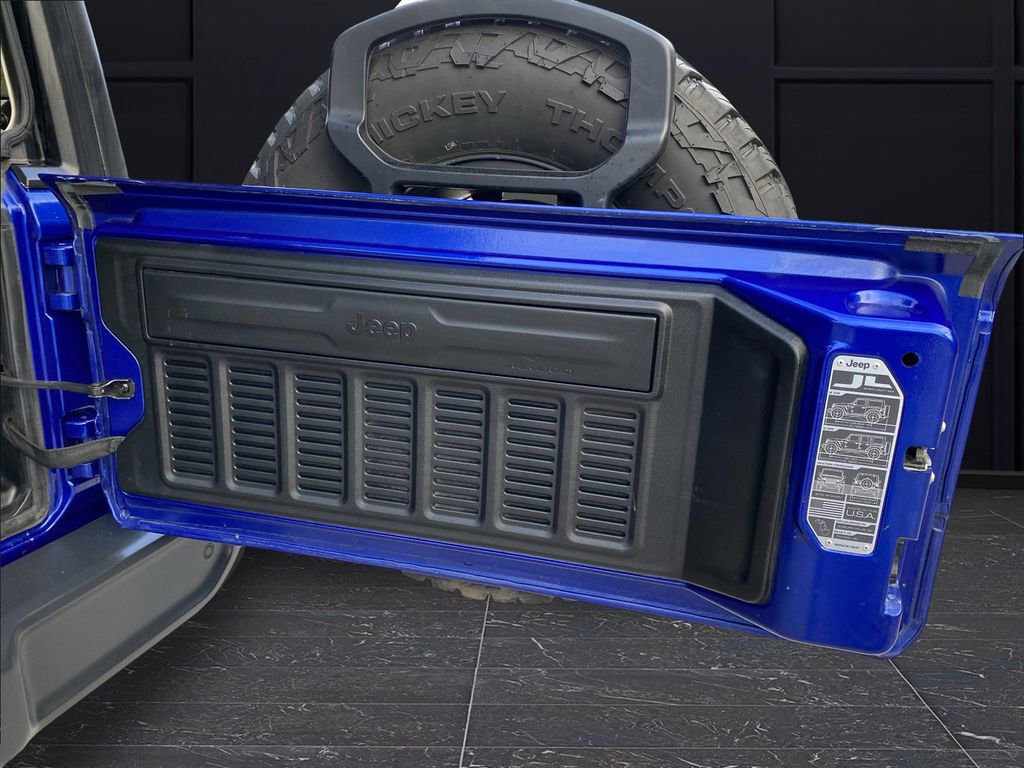 Used 2018 Jeep Wrangler Unlimited Rubicon image 18