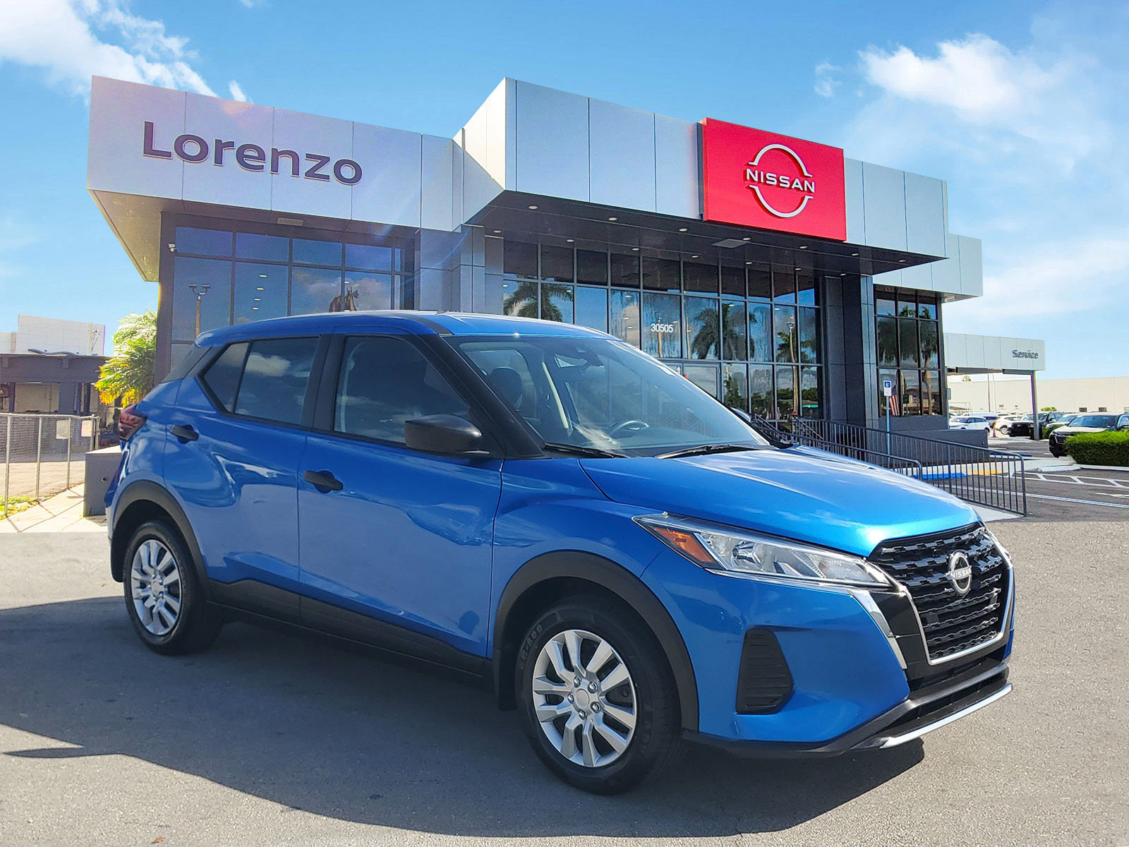 Certified 2023 Nissan Kicks S FWD image 3