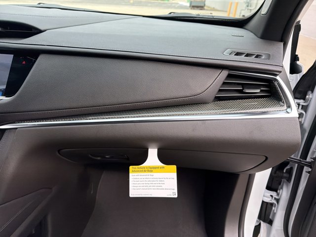 New 2026 Cadillac XT5 Sportv w/ LPO, Floor Liner Package image 34