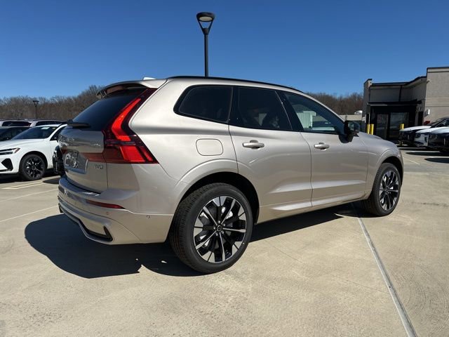 New 2026 Volvo XC60 T8 Plus w/ Protection Package Premier image 7