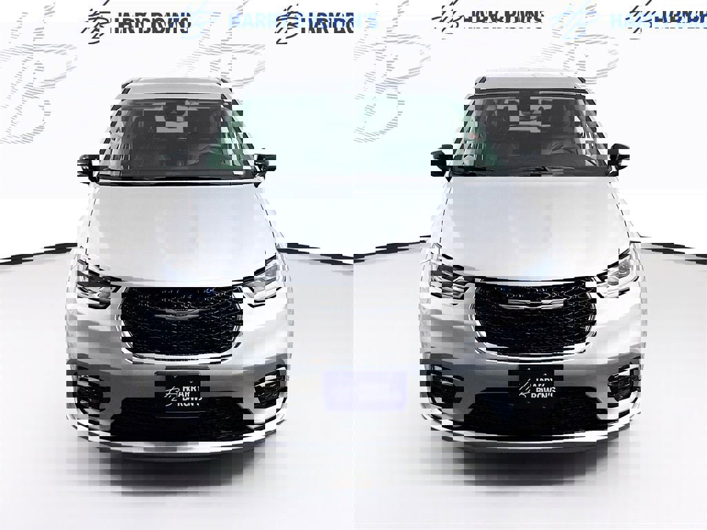 Used 2024 Chrysler Pacifica Touring-L image 27