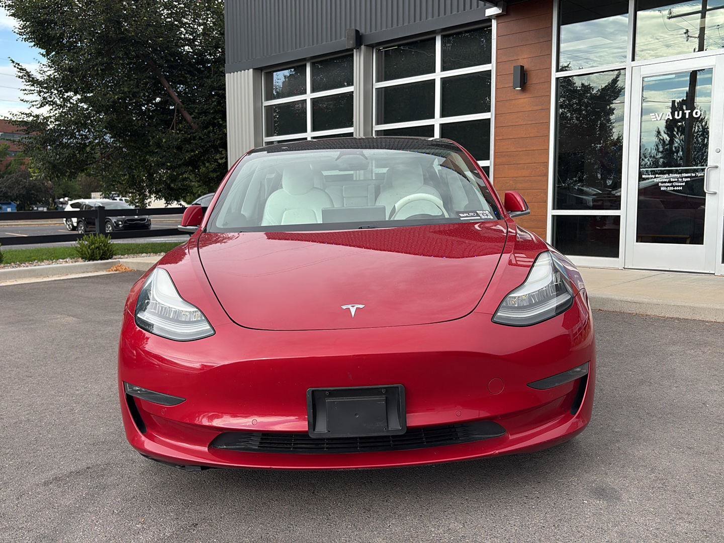 Used 2018 Tesla Model 3 Long Range AWD/4WD image 3