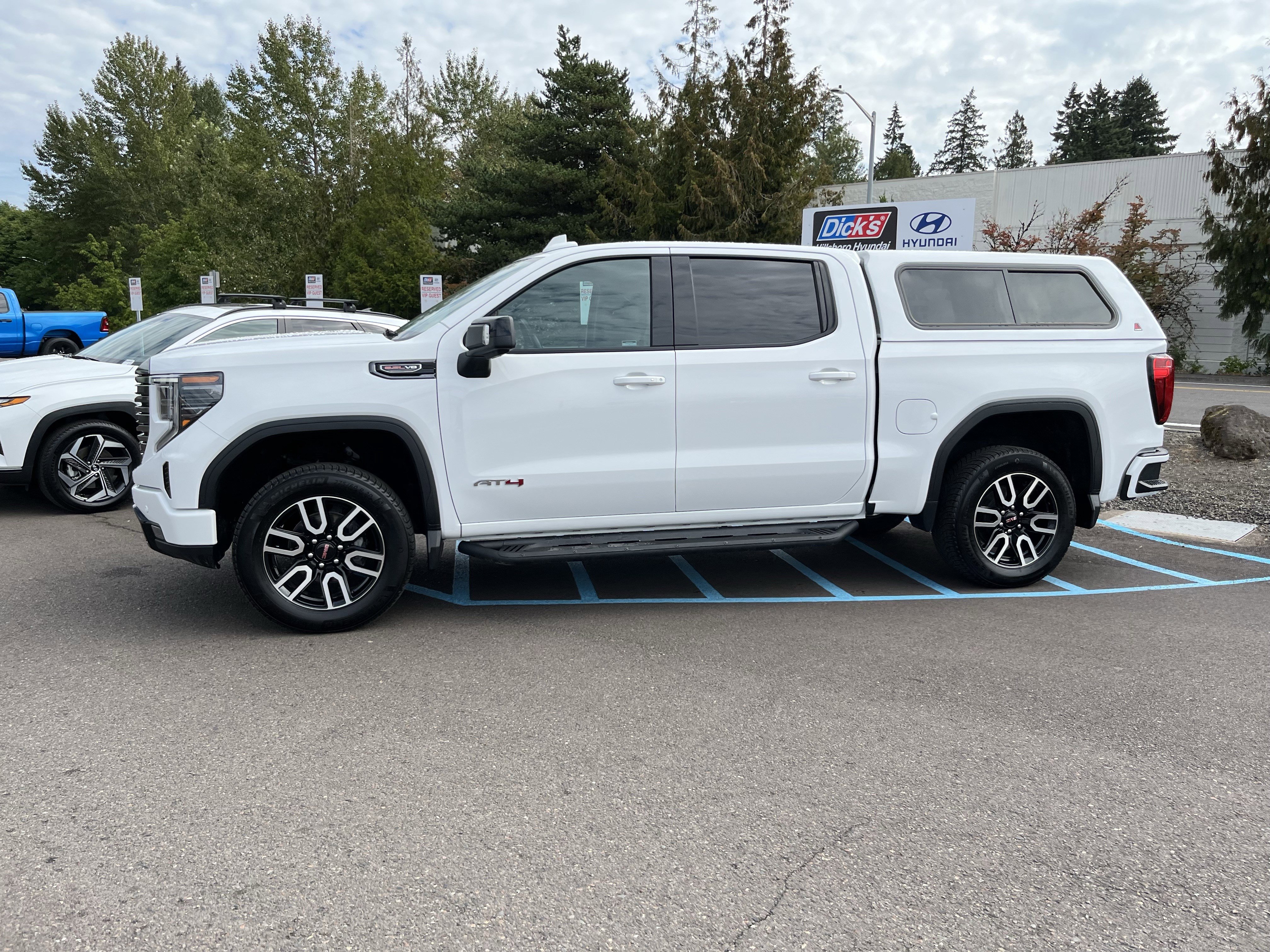 Used 2023 GMC Sierra 1500 AT4 w/ Technology Package video 2