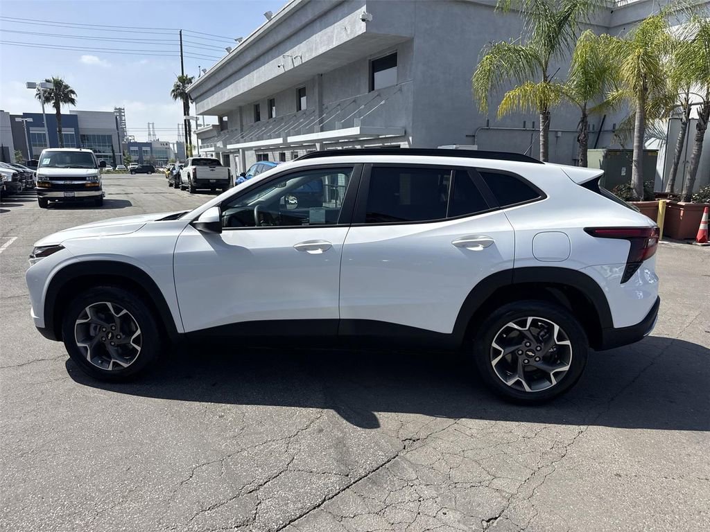 Used 2024 Chevrolet Trax LT image 6