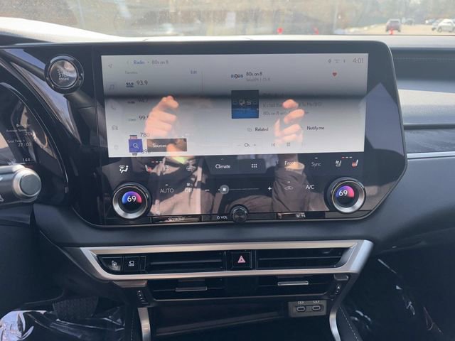 Certified 2025 Lexus RX 350 AWD w/ Convenience Package image 25