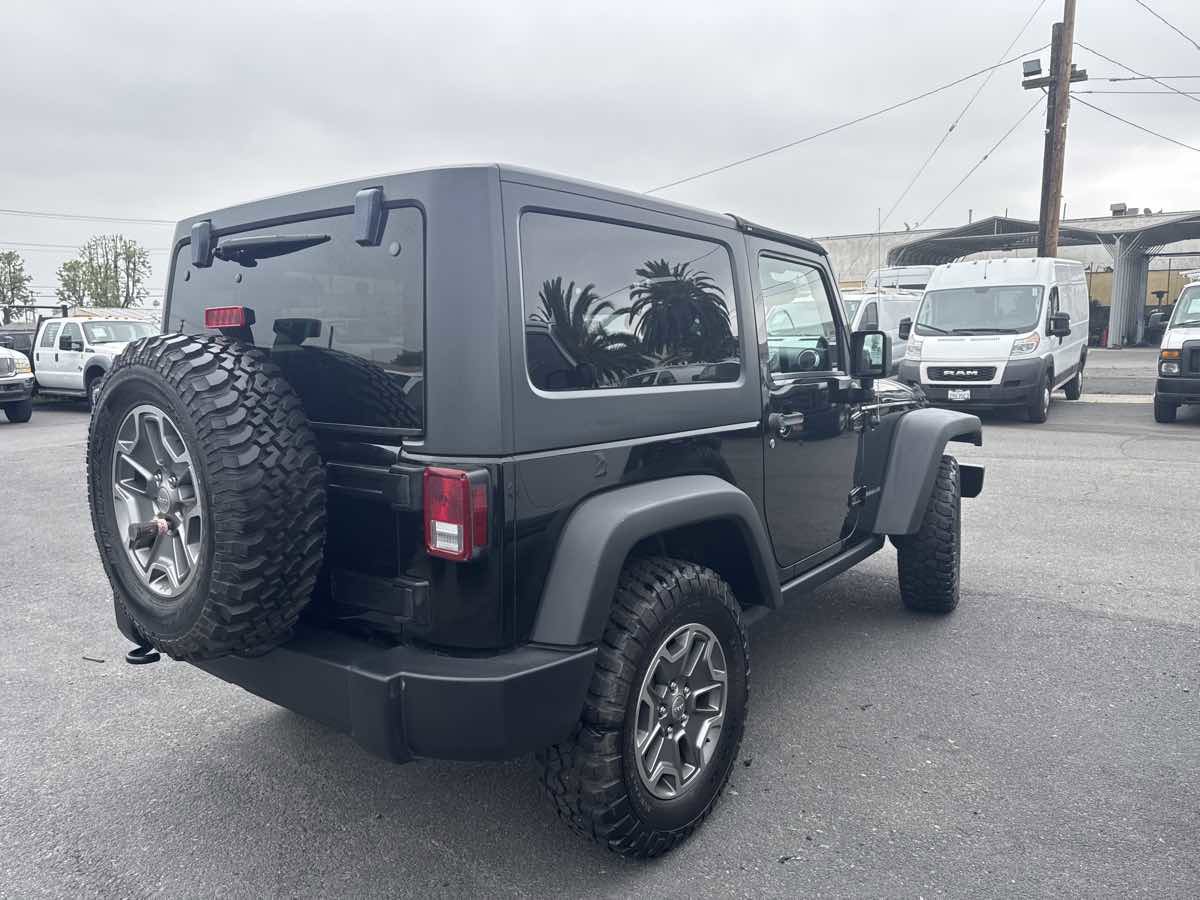 Used 2014 Jeep Wrangler Rubicon w/ Power Convenience Group AWD/4WD image 12