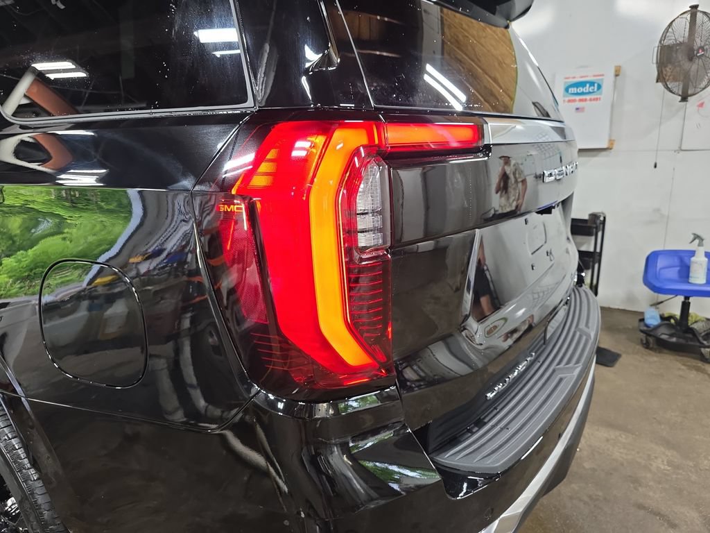 New 2026 GMC Yukon Denali w/ Advanced Technology Package AWD/4WD image 31