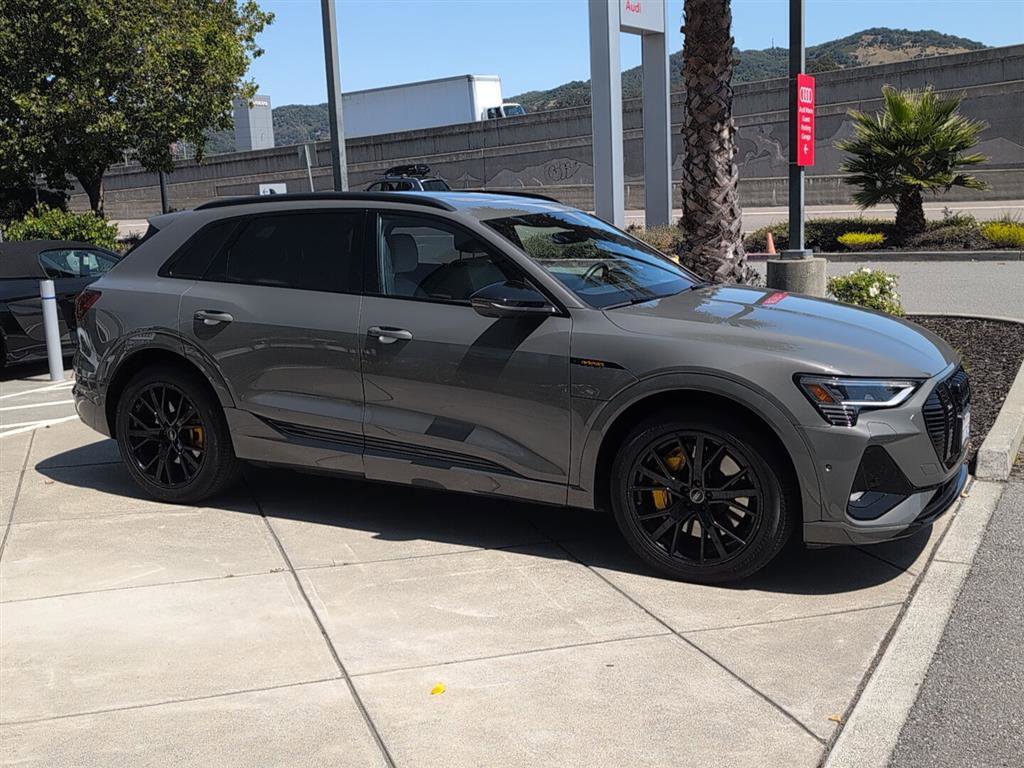 Used 2023 Audi e-tron Chronos w/ Chronos Package AWD/4WD image 4