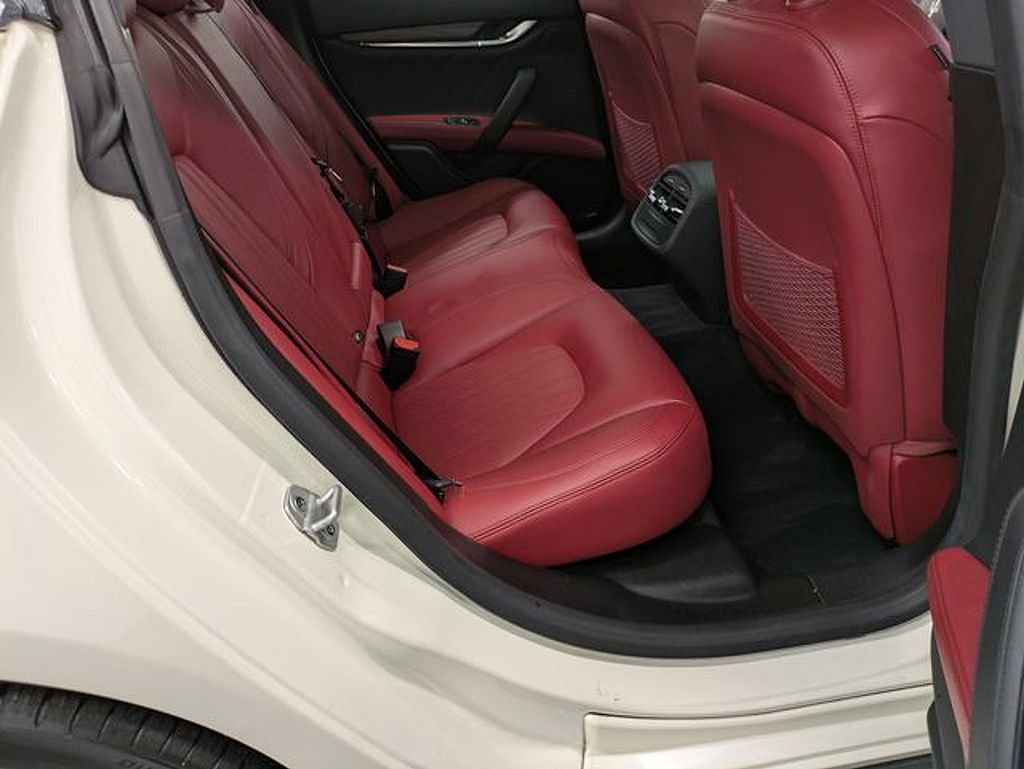 Used 2019 Maserati Ghibli S Q4 AWD/4WD image 26