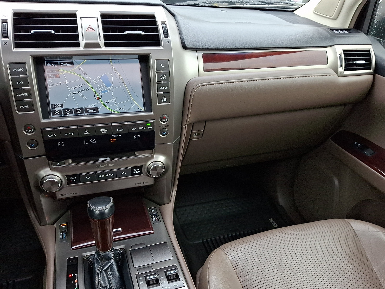 Used 2017 Lexus GX 460 AWD/4WD image 16