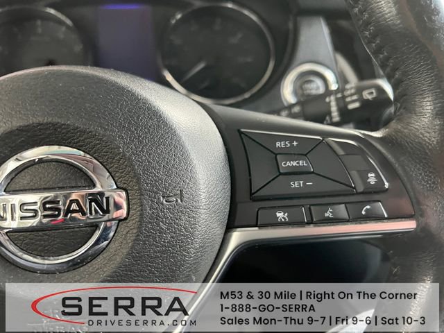 Used 2018 Nissan Rogue SV w/ Premium Package AWD/4WD image 20