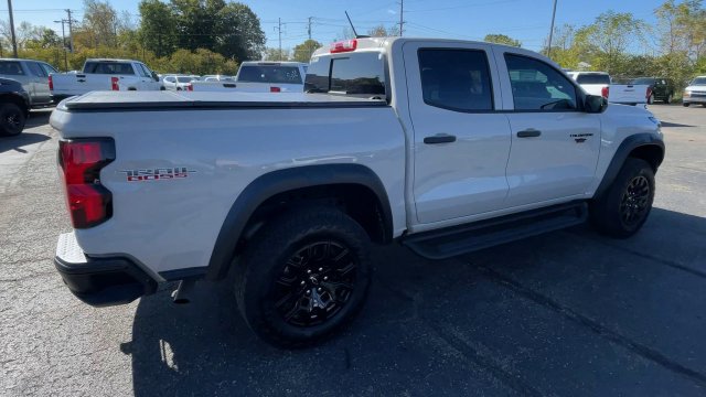 Used 2026 Chevrolet Colorado Trail Boss AWD/4WD image 2