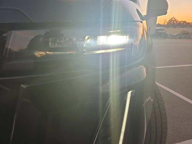 Certified 2023 Cadillac Escalade V image 32