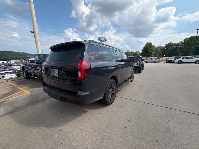 Used 2025 Ford Expedition Max Platinum w/ Stealth Appearance Package AWD/4WD image 19