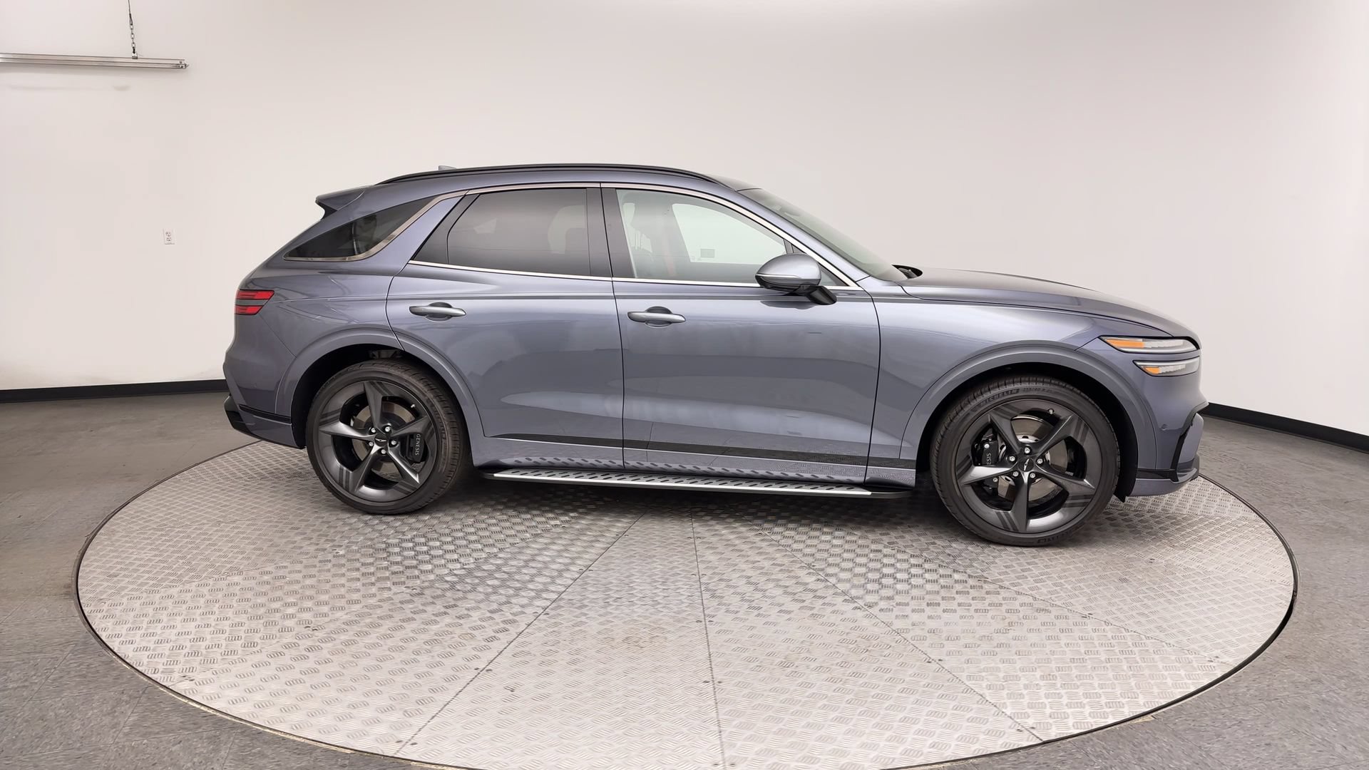 Certified 2026 Genesis GV70 3.5T Sport Prestige AWD/4WD image 9