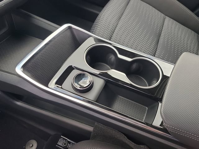 New 2026 Chevrolet Equinox LT w/ Safety and Technology Package image 33