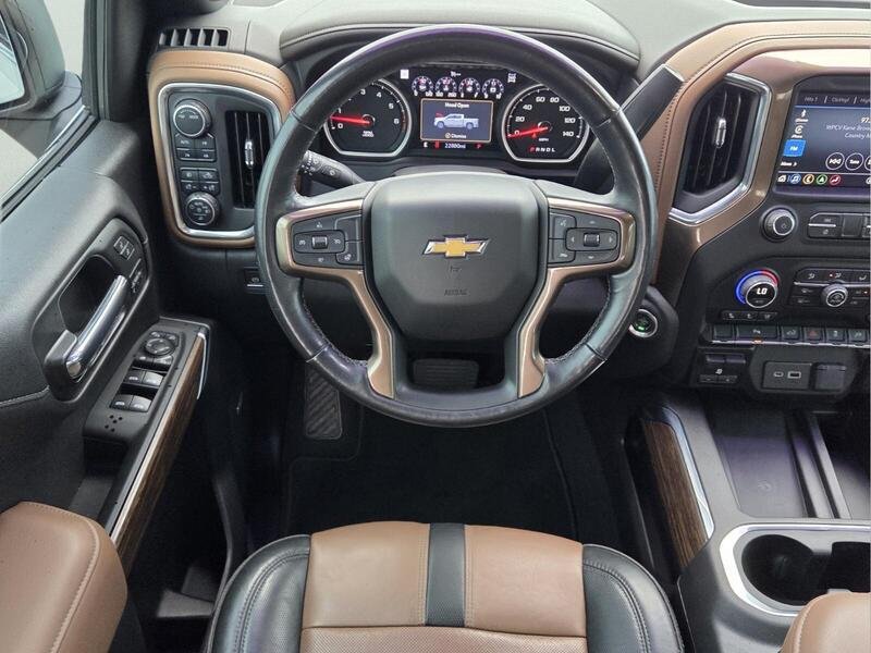 Used 2022 Chevrolet Silverado 1500 High Country w/ Z71 Off-Road Package AWD/4WD image 14