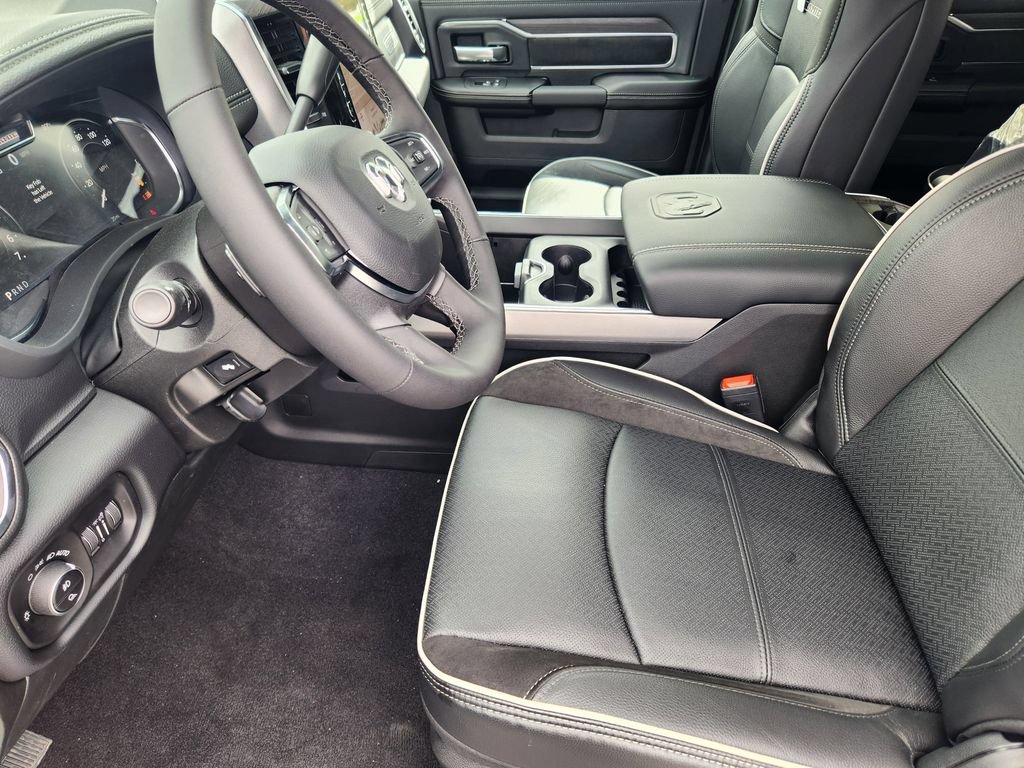 New 2026 RAM 2500 Laramie w/ Night Edition AWD/4WD image 11
