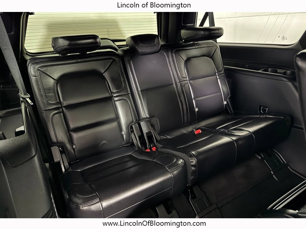 Used 2020 Lincoln Navigator L Reserve w/ Equipment Group 208A Reserve AWD/4WD image 14