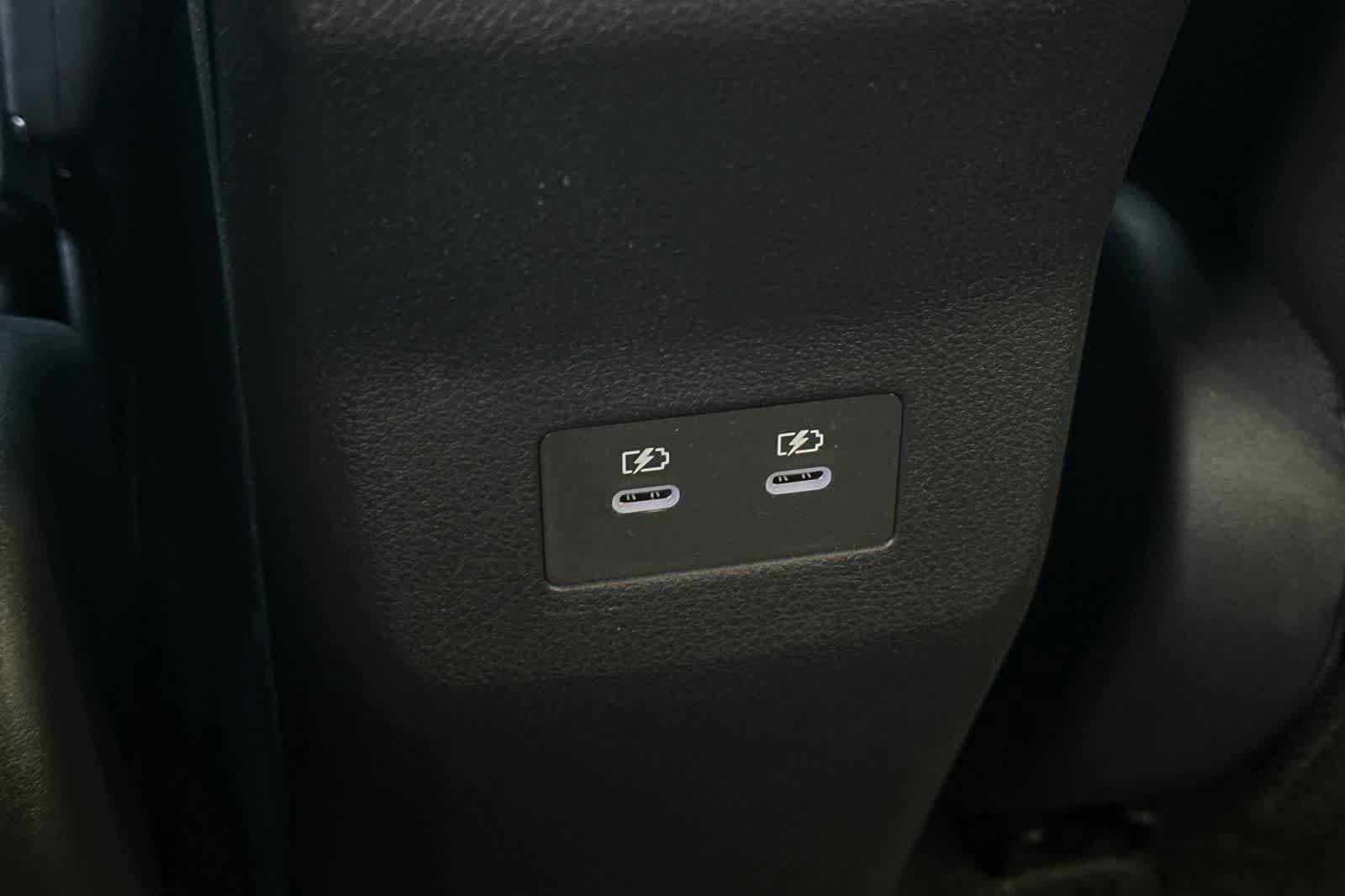 New 2026 Nissan Kicks SR w/ Illumination Package FWD image 15